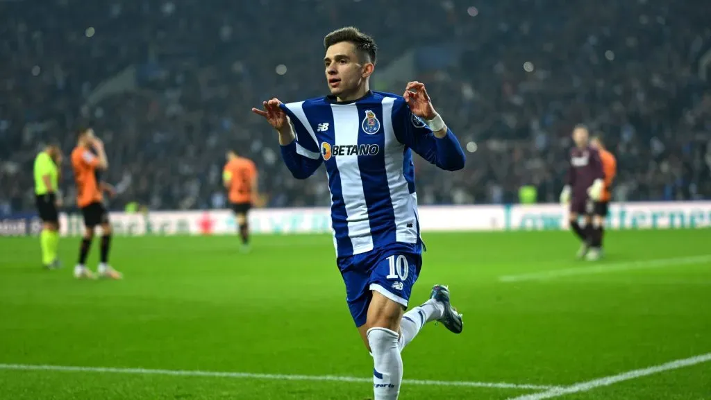 Francisco Conceição com a camisola do FC Porto. Foto: Octavio Passos/Getty Images