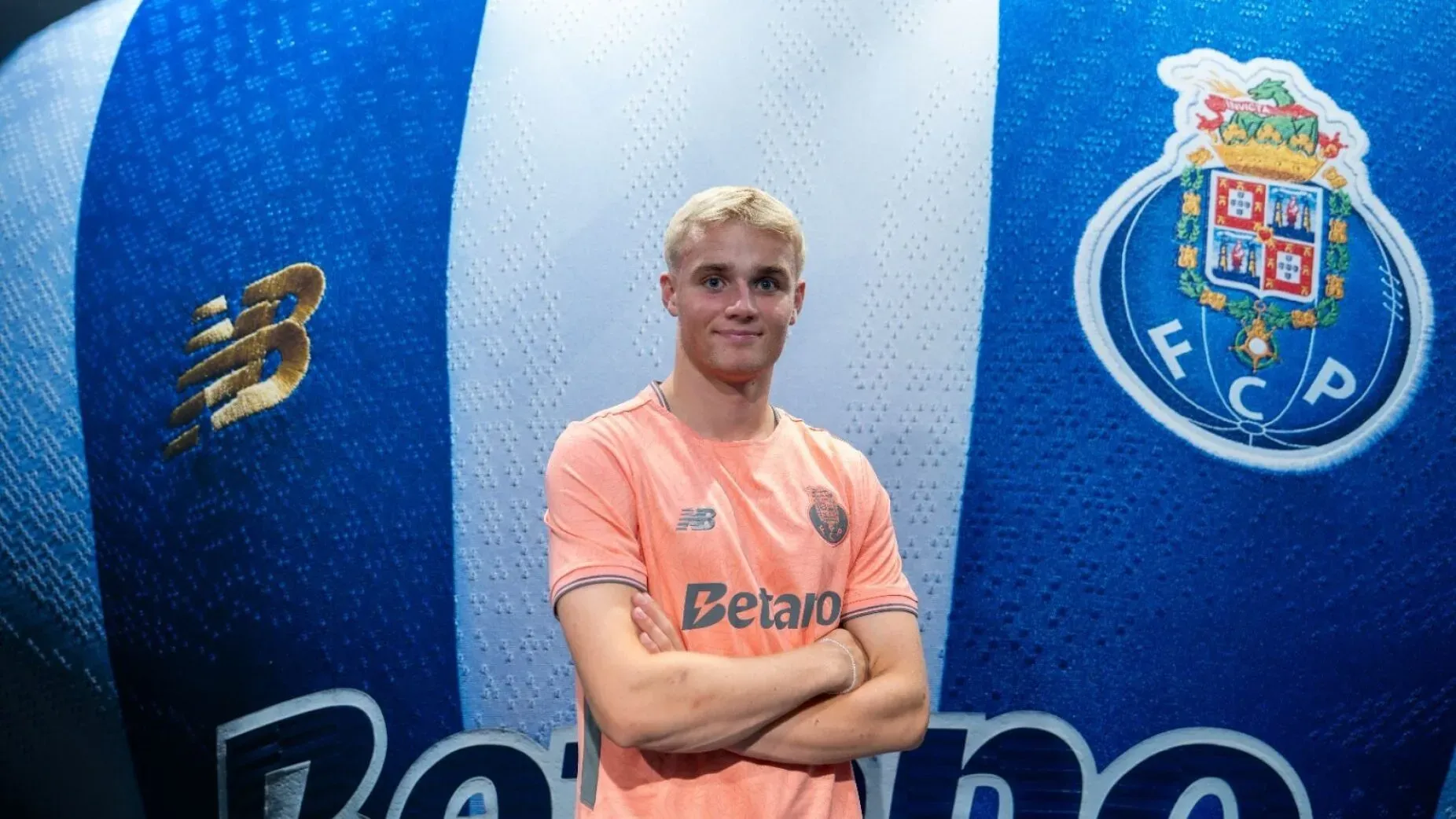 Victor Froholdt está blindado por uma cláusula de rescisão de 85 milhões de euros.Foto: FC Porto