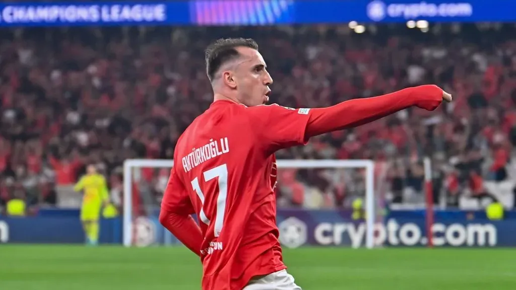 Kerem Aktürkoglu a celebrar um golo