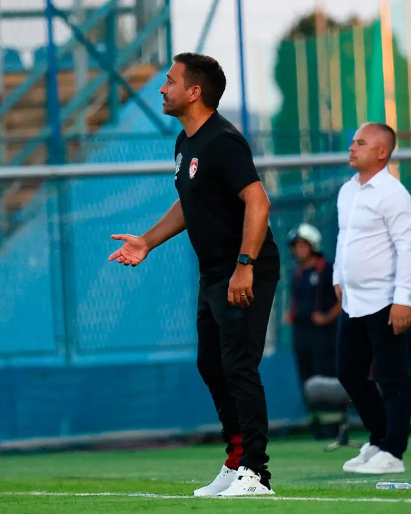 Vasco Matos, treinador do Santa Clara. Foto: CD Santa Clara