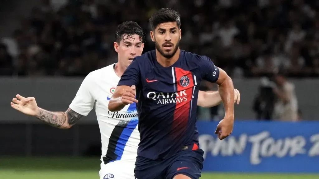 Marco Asensio com a camisola do PSG. Foto: Koji Watanabe/Getty Images)