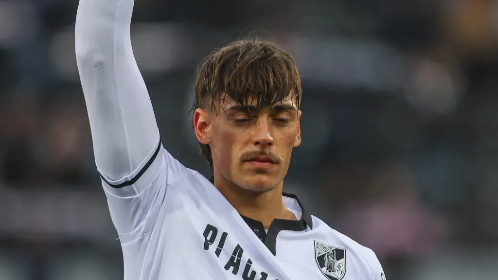 Ricardo Mangas, do Spartak de Moscovo, que já jogou no Vitória de Guimarães, pode ser reforço do Sporting. Foto: conta oficial no X do Vitória SC