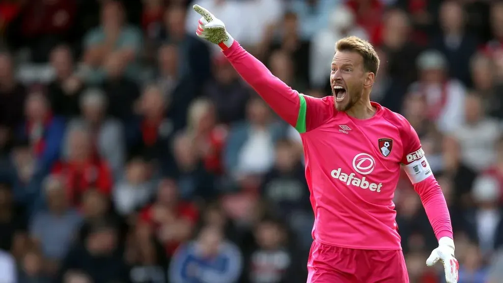 Neto, do Bournemouth, é alvo do Botafogo. Foto: Steve Bardens/Getty Images
