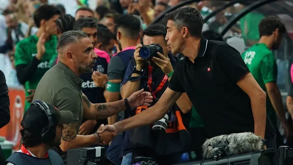 Rui Borges e Bruno Lage antes do Sporting x Benfica da Supertaça
