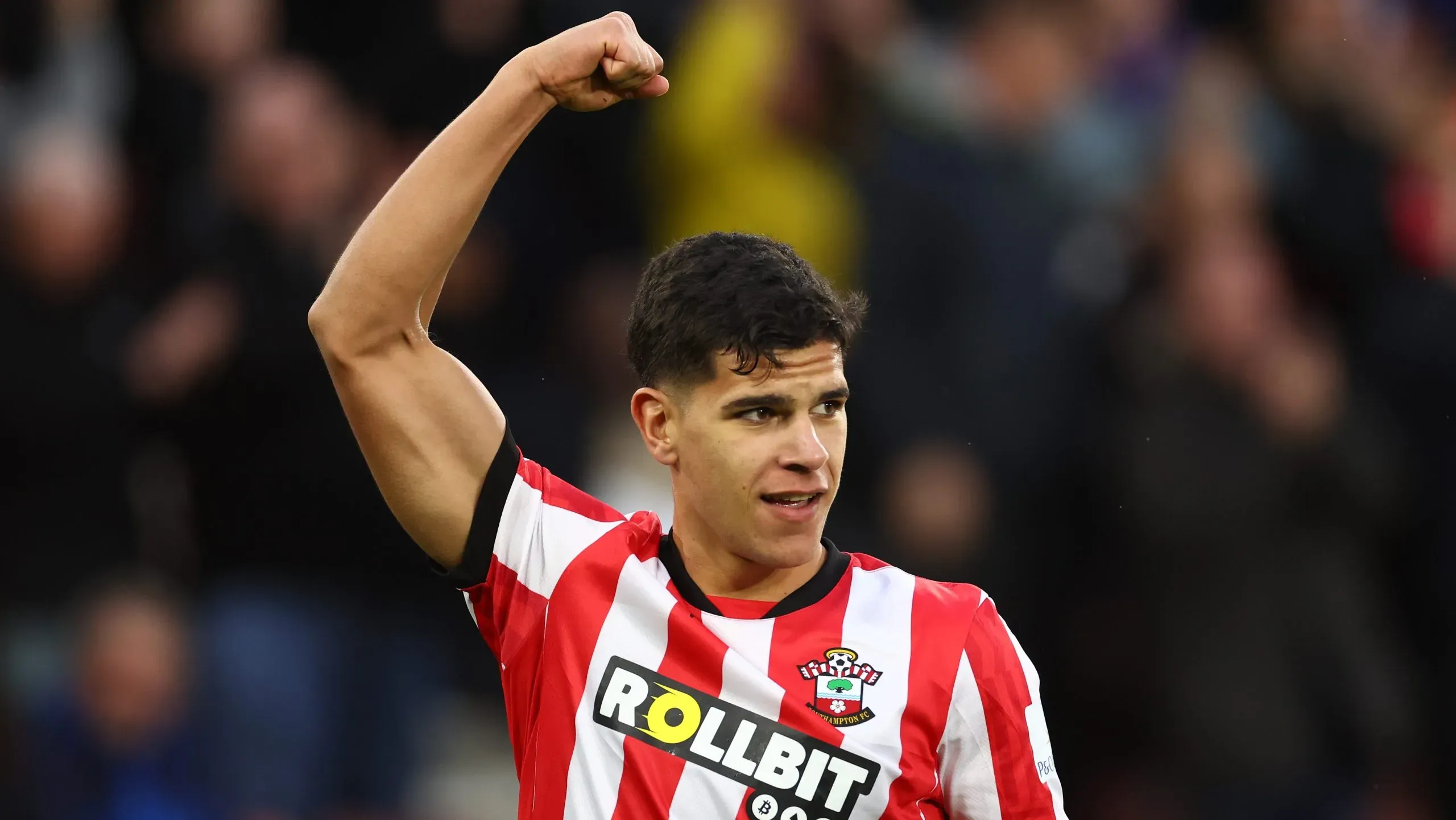 Mateus Fernandes foi uma das jovens revelações na edição 2024/25 da Premier League.Foto: Dan Istitene/Getty Images