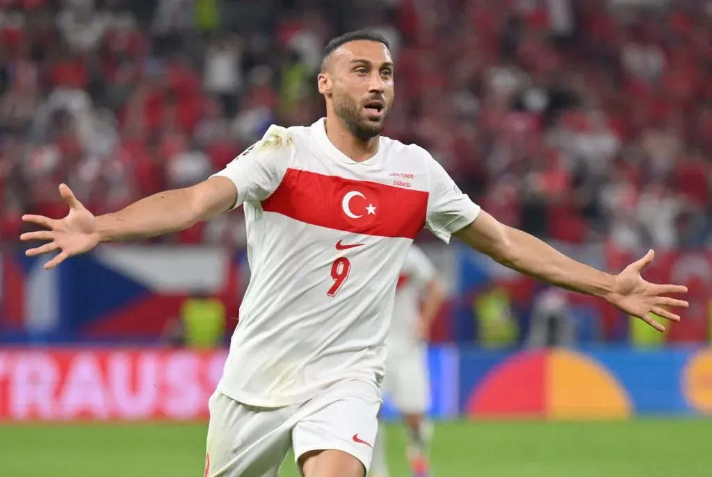 Cenk Tosun, jogador do Fenerbahçe. Foto: Getty Images
