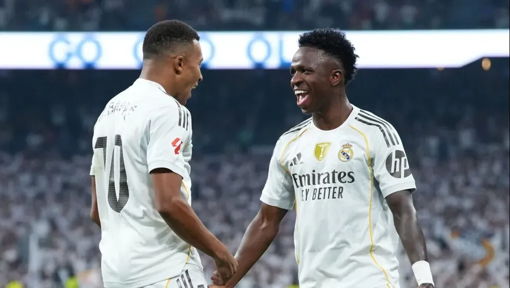 Kylian Mbappé e Vinícius Júnior comemoram o golo do Real Madrid. Foto: Angel Martinez/GeKylian Mbappé e Vinícius Júnior comemoram o golo do Real Madrid. Foto: Angel Martinez/Getty Images)tty Images)
