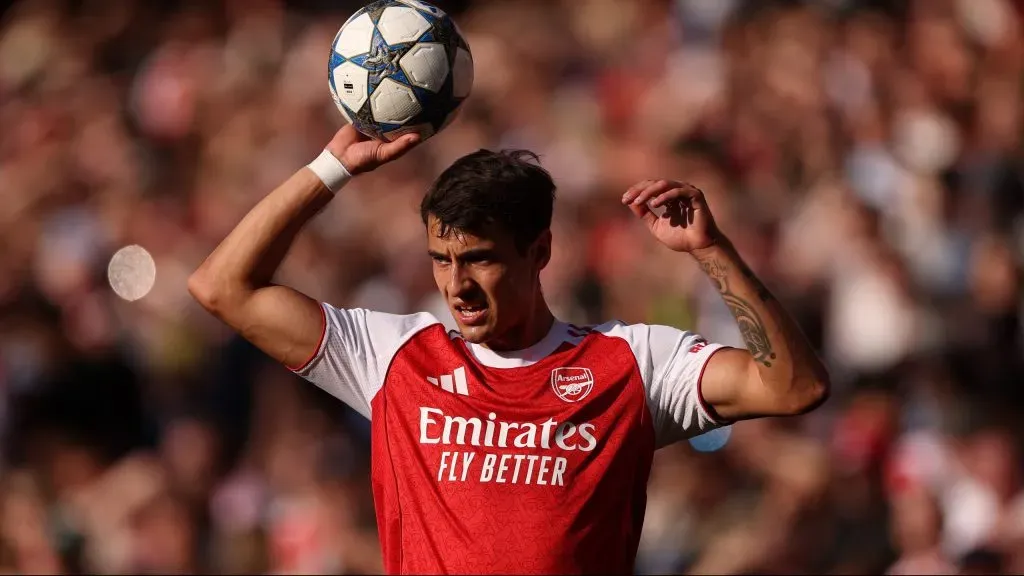 Kiwior, alvo do FC Porto, em ação pelo Arsenal. Foto: Justin Setterfield/Getty Images