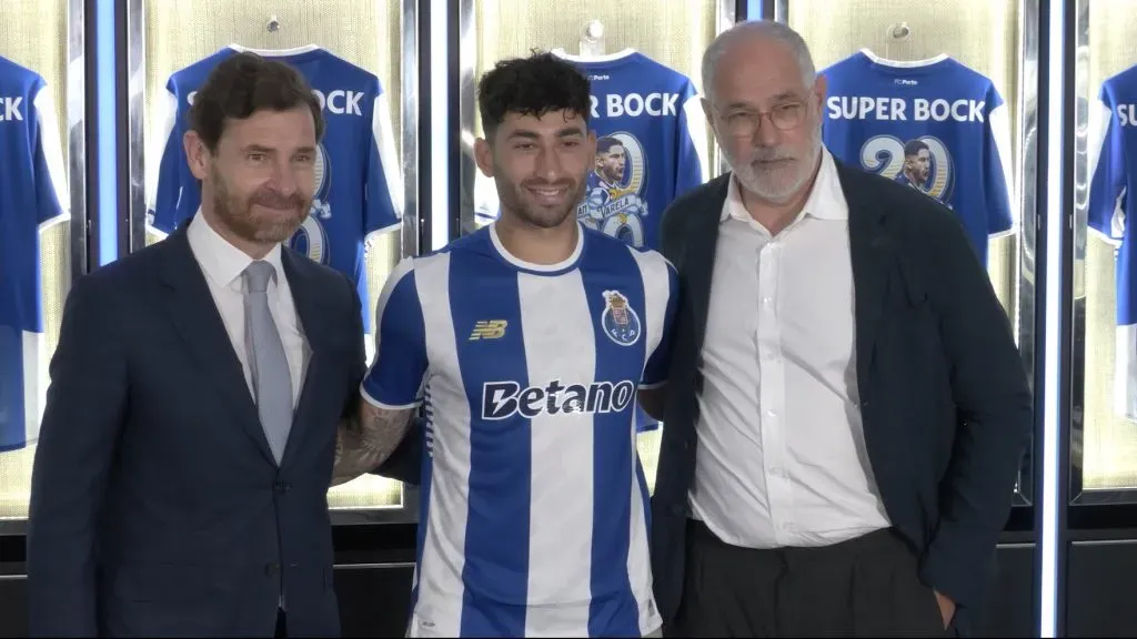 FC Porto: Villas-Boas, Alan Varela e Zubizarreta.