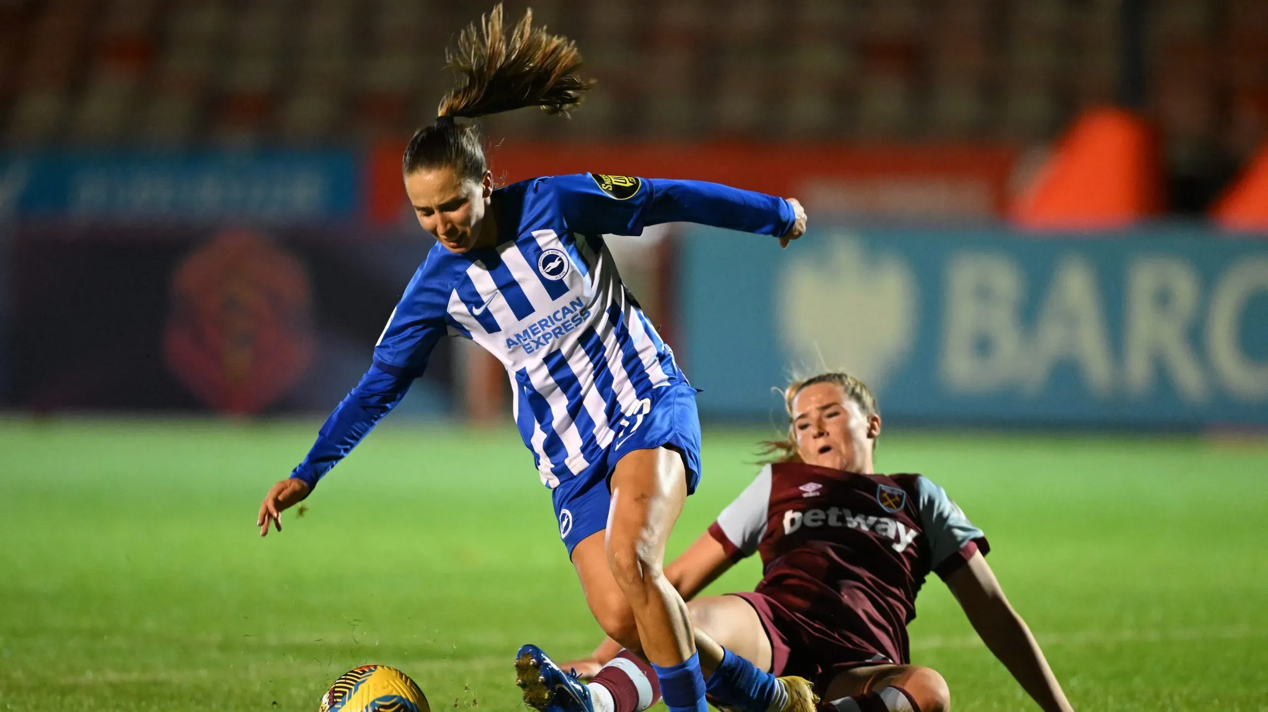 Tatiana Pinto competiu na Premier League feminina inglesa, um dos melhores campeonatos do Mundo, ao serviço do Brighton. Foto: Mike Hewitt/Getty Images