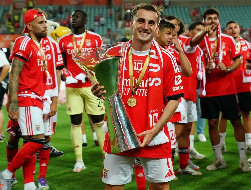 Akturkoglu esteve perto de sair do Benfica, mas a hipótese está mais longe de acontecer. Foto: Gualter Fatia/Getty Images.