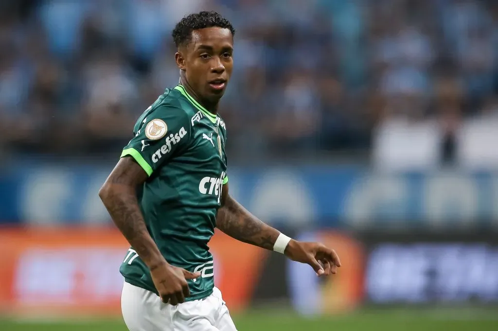 Kevin, alvo do Sporting, em jogo do Palmeiras, em 2023. Foto: Pedro H. Tesch/Getty Images