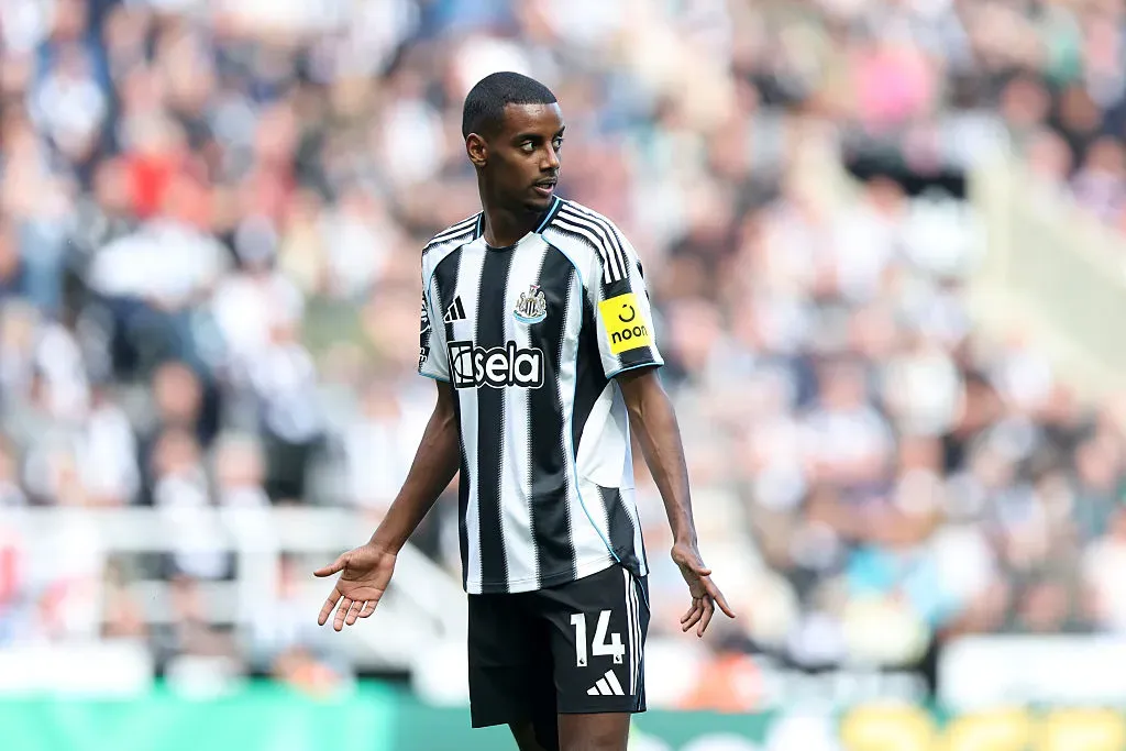 Isak entrou em atrito com o Newcastle. Foto: Getty Images