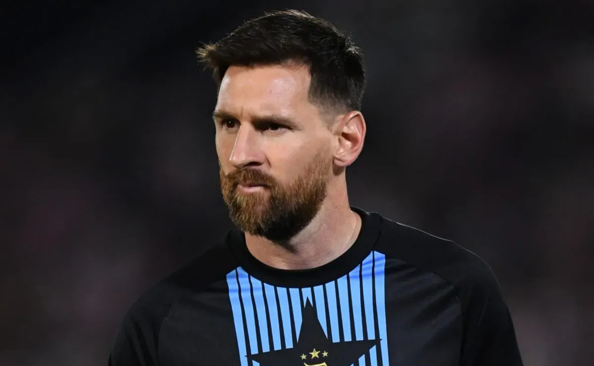 Lionel Messi receives an important message from Argentina Fa President in the midst of speculation about retirement Lionel Messi receives an important message from Argentina Fa President in the midst of speculation about retirement