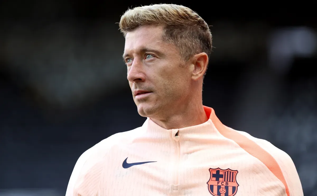 Robert Lewandowski focuses on the role of Barcelona under Flick after just two starts in 2025-26 Robert Lewandowski focuses on the role of Barcelona under Flick after just two starts in 2025-26