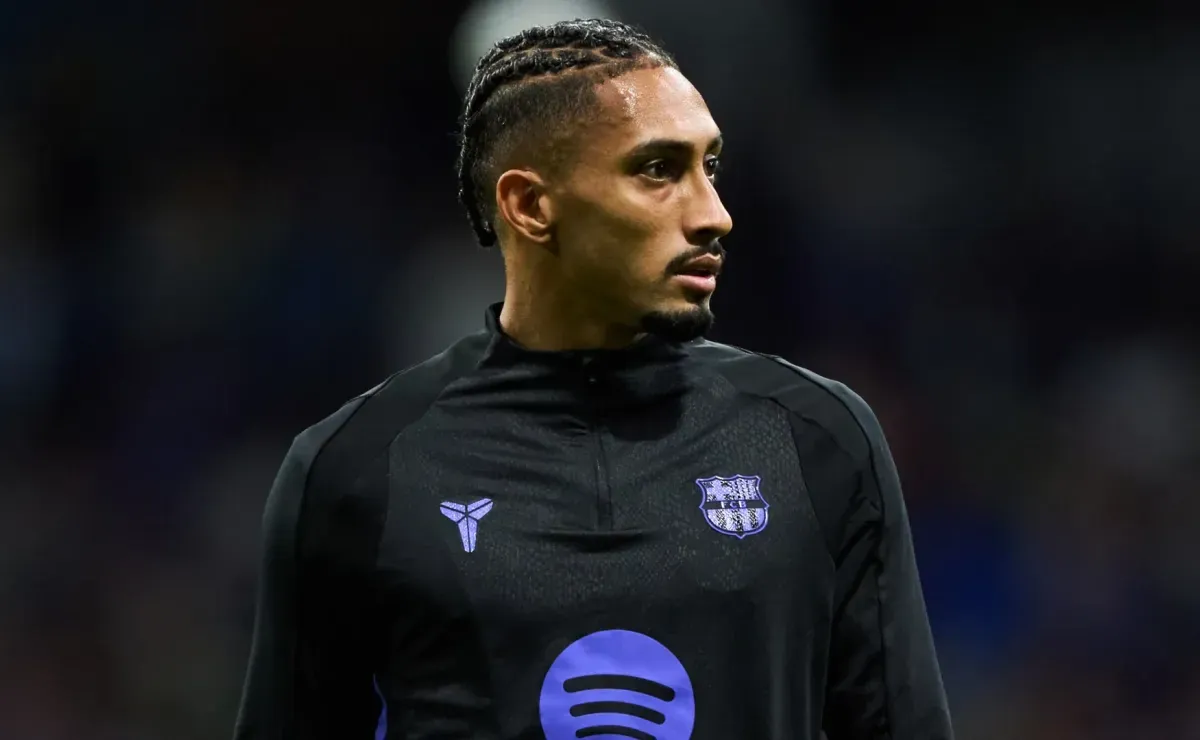 Why is Raphinha not playing for Barcelona in La Liga game against Real Sociedad?