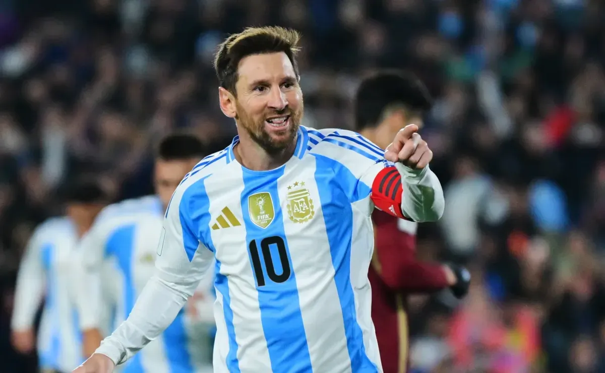 Manchester City is going after one of Lionel Messi’s Argentina national team teammates and World Cup champion