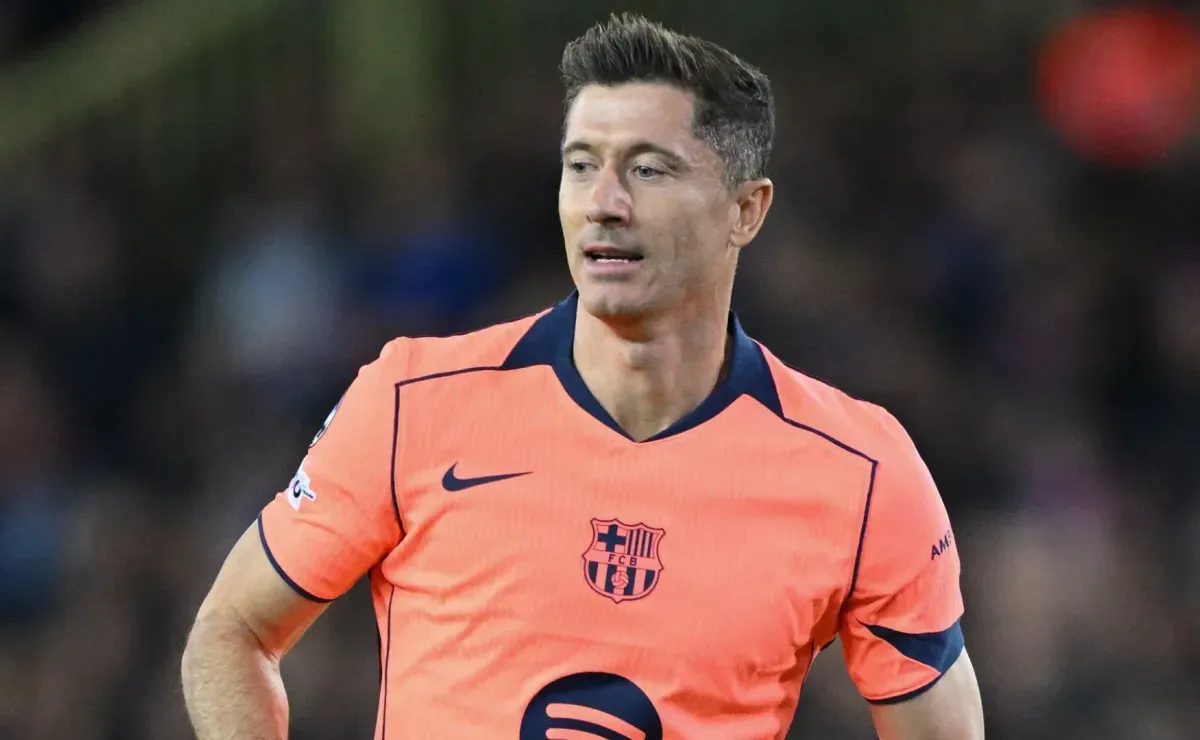 Robert Lewandowski writes La Liga history with heroic hat-trick for Barcelona vs. Celta Vigo Robert Lewandowski writes La Liga history with heroic hat-trick for Barcelona vs. Celta Vigo