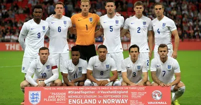 england-team-norway-wembley-lineup-line-up-starting-pose-players_3199495