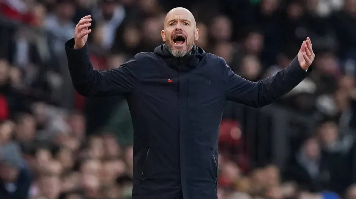 Erik ten Hag may soon know what it is like to work without the crippling incompetence of the Glazer family