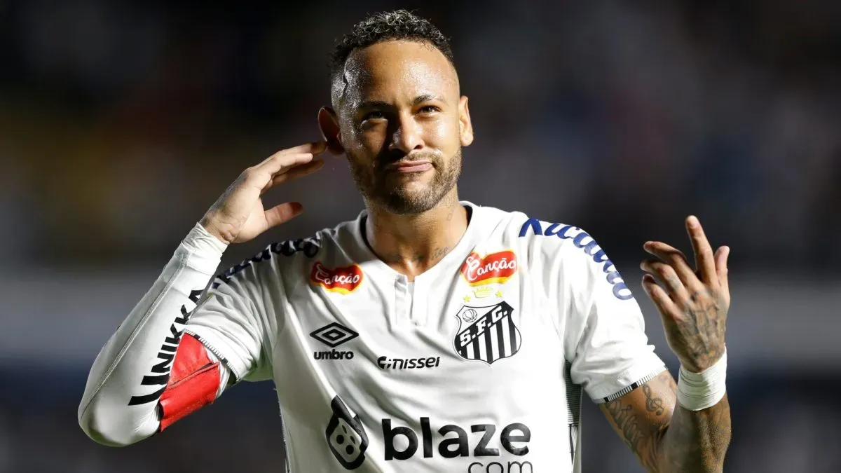 Neymar comemora gol pelo Santos