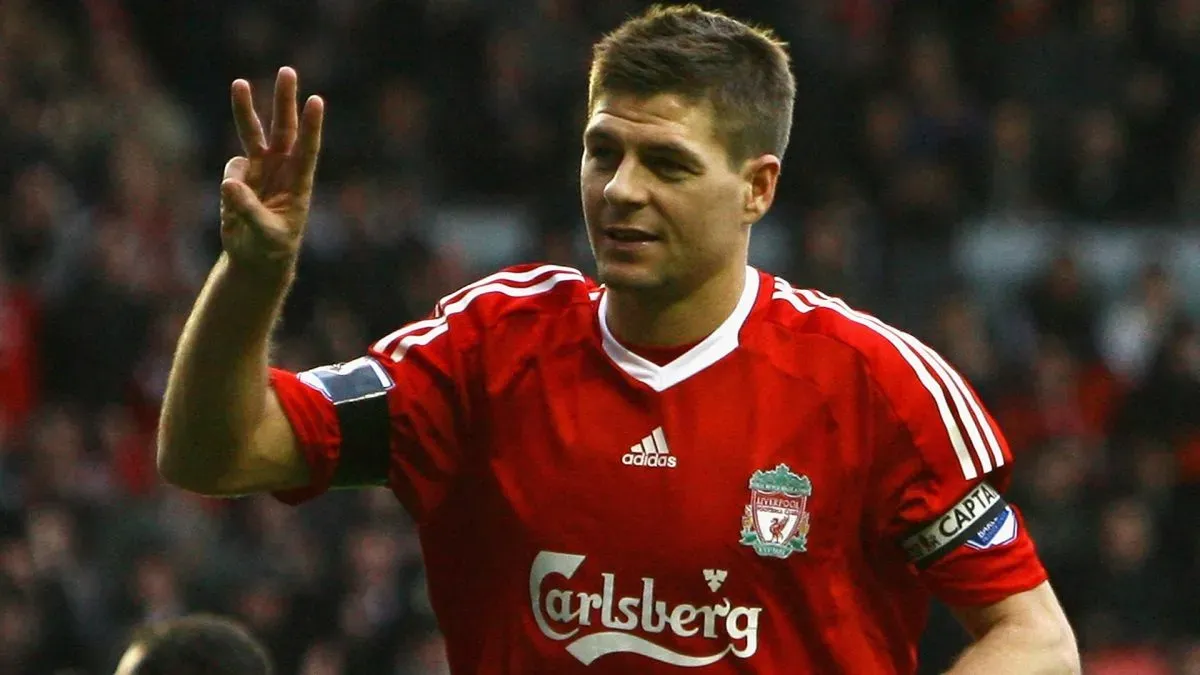 Steven Gerrard of Liverpool celebrates scoring his team’s fifth goal to secure his hat trick during the Barclays Premier League match between Liverpool and Aston Villa on March 22, 2009. (Source: Alex Livesey/Getty Images)