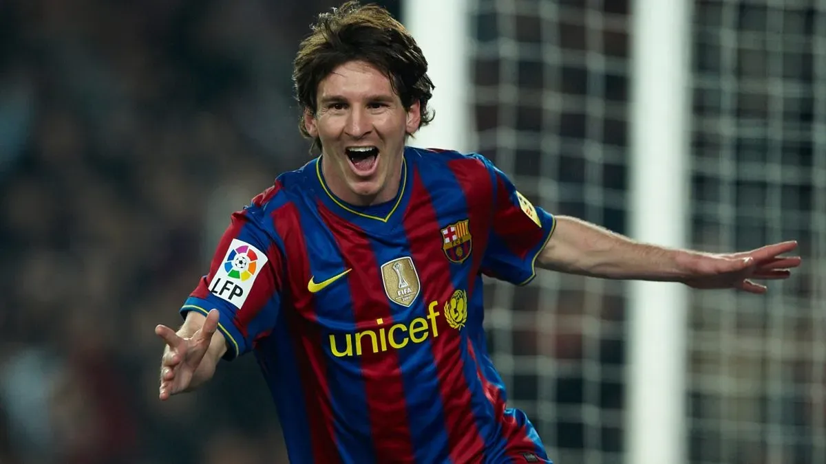 Lionel Messi of FC Barcelona celebrates after scoring during the La Liga match between Barcelona and Valencia at the Camp Nou Stadium on March 14, 2010. (Source: Manuel Queimadelos Alonso/Getty Images)