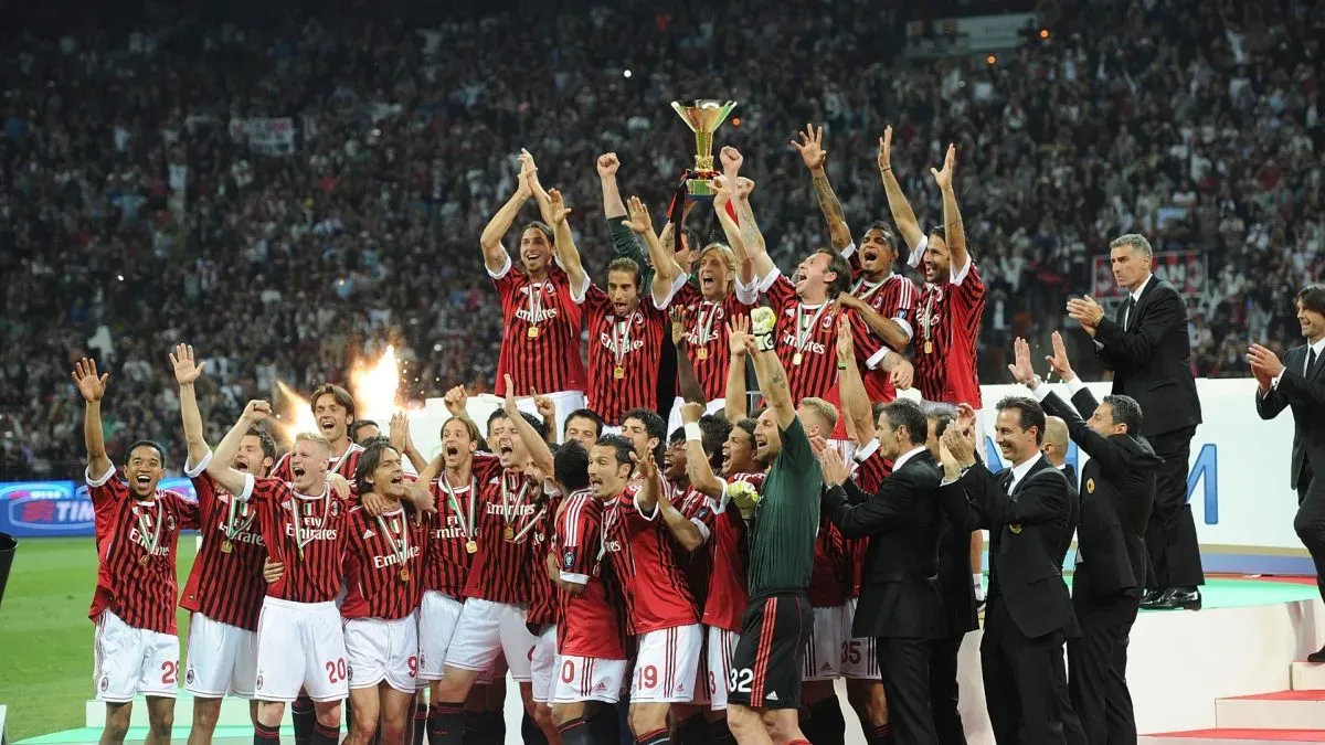 Milan players celebrates the victory after the Serie A match between AC Milan and Cagliari Calcio in Stadio Giuseppe Meazza on May 14, 2011 (Source: Dino Panato/Getty Images)