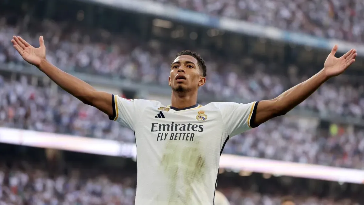 Jude Bellingham of Real Madrid celebrates after scoring the team’s second goal during the LaLiga EA Sports match between Real Madrid CF and CA Osasuna in 2023. (Source: Florencia Tan Jun/Getty Images)