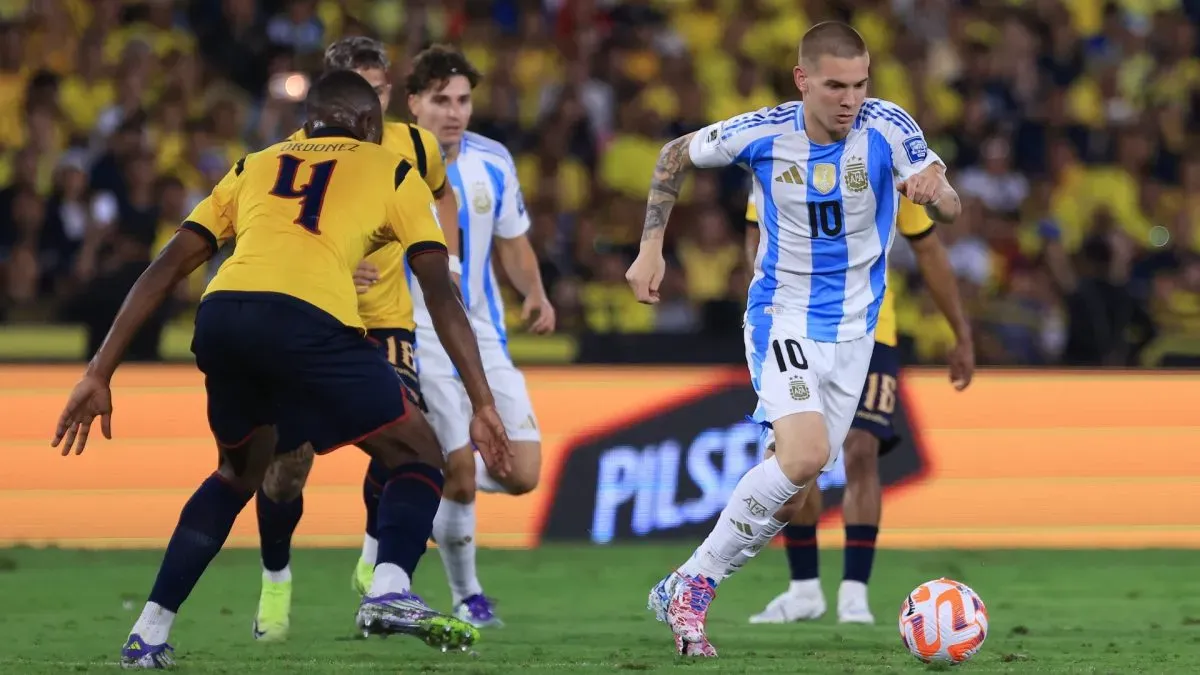 Mastantuono wore Argentina’s No. 10 jersey during a qualifier vs Ecuador in September.