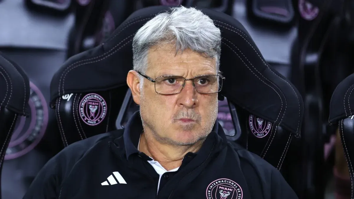Head coach Gerardo Martino of Inter Miami looks on before the match against Atlanta United in the Audi 2024 MLS Cup playoffs at Chase Stadium on November 09, 2024 in Fort Lauderdale, Florida.