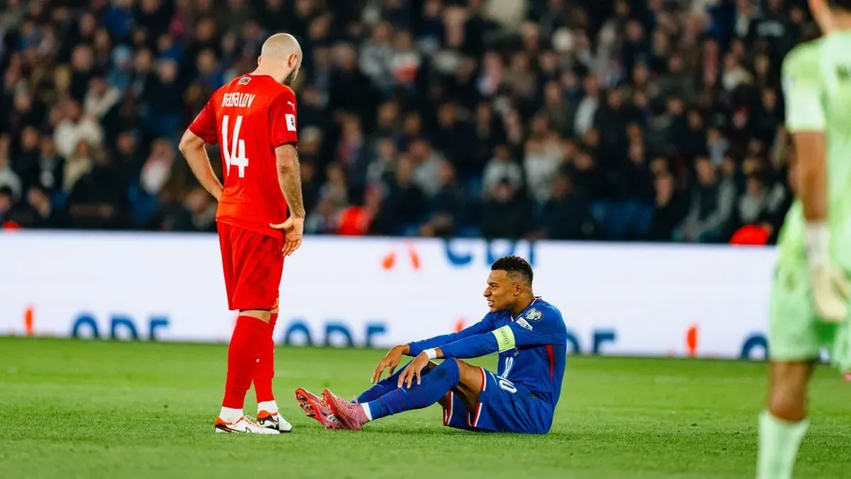 Kylian Mbappe suffers discomfort vs. Azerbaijan.