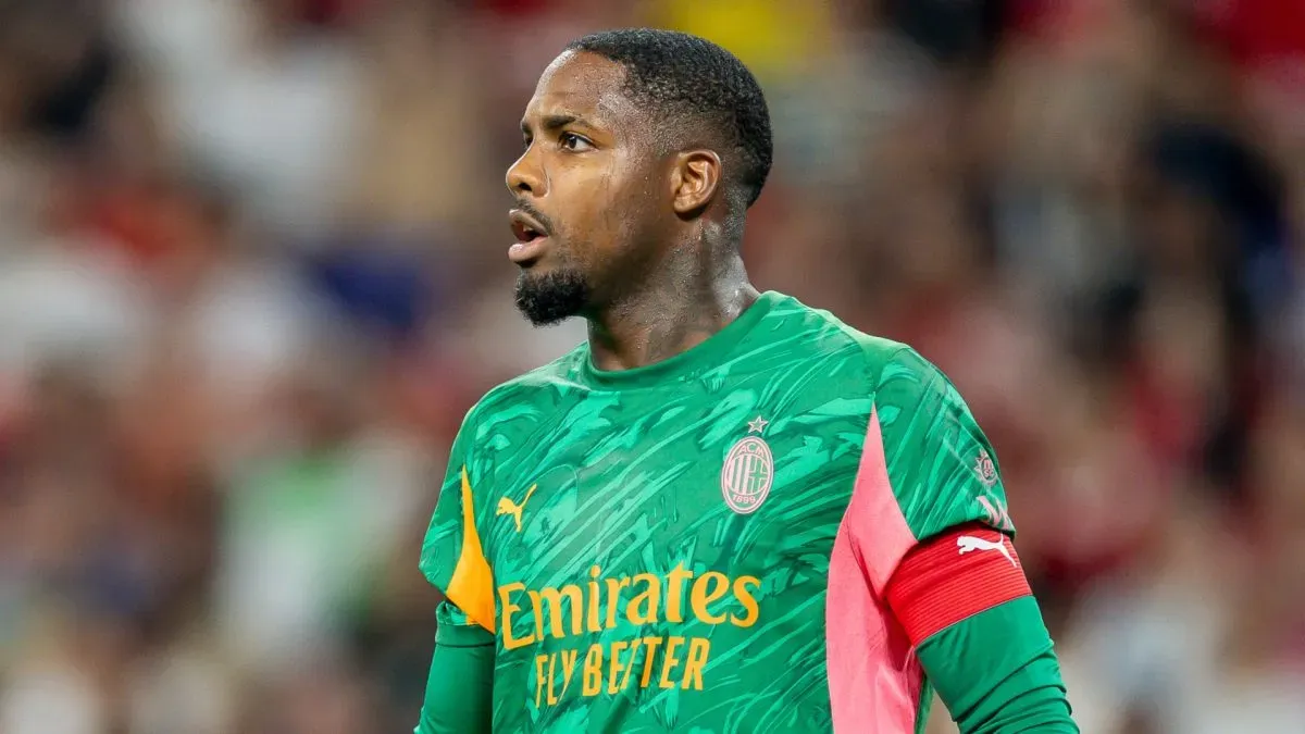 Goalkeeper Mike Maignan of AC Milan.