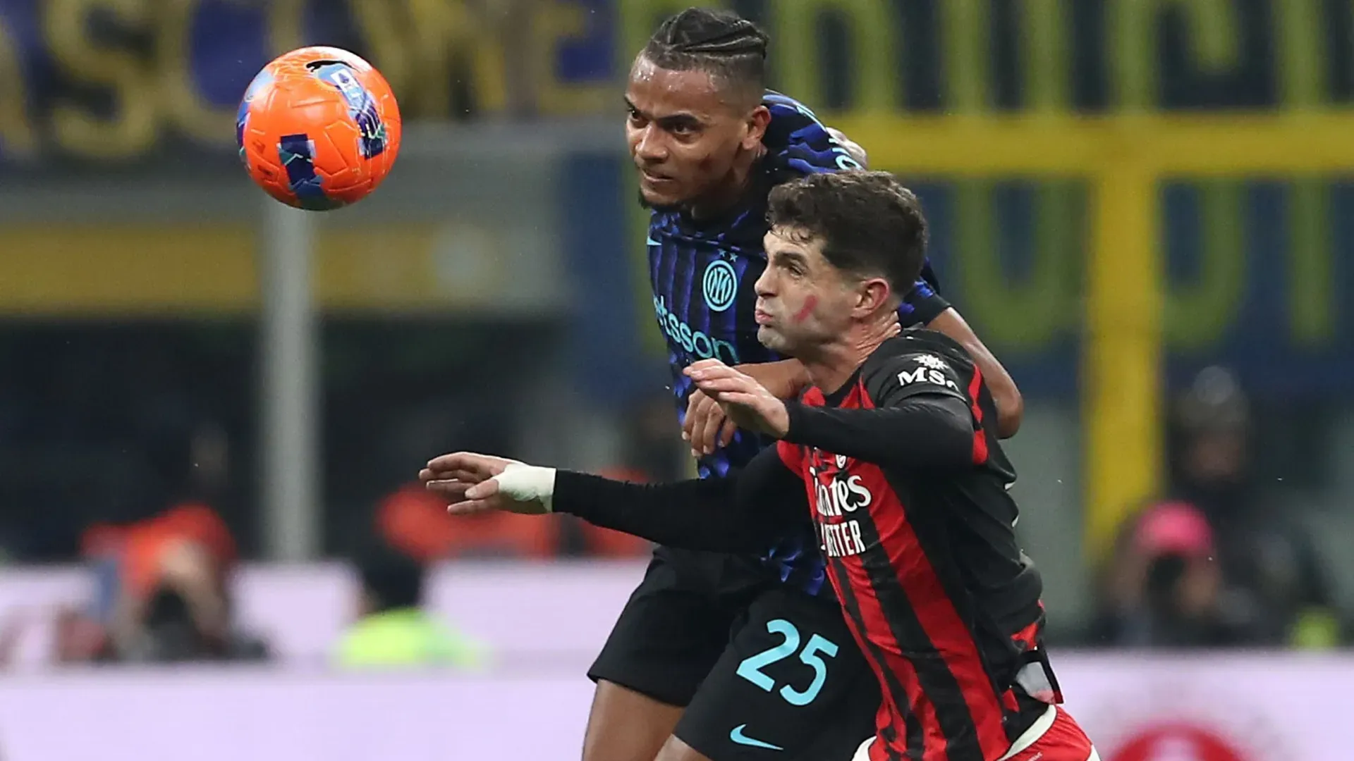 pulisic serie a ball